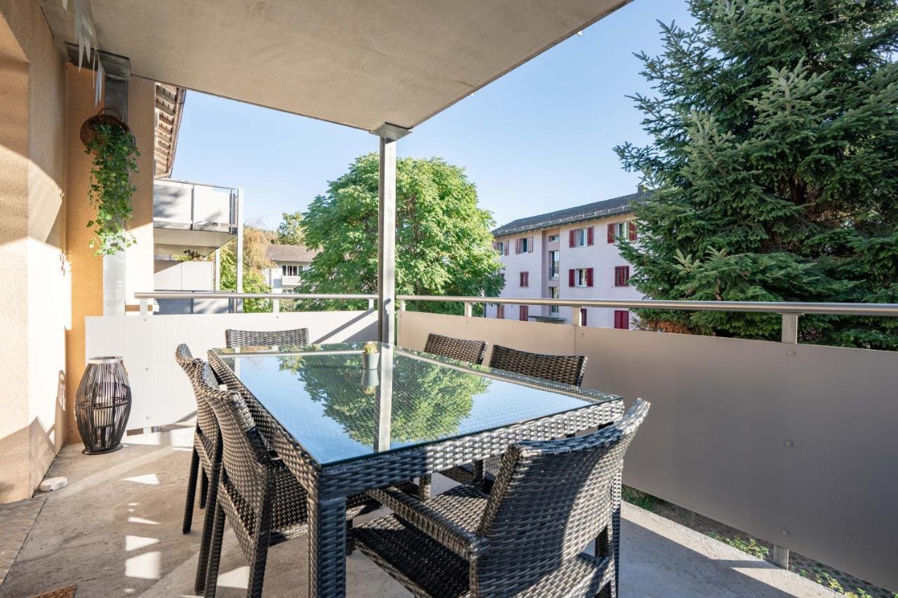 Moderne Wohnung Mit Parkplatz Ostermundigen Exteriör bild