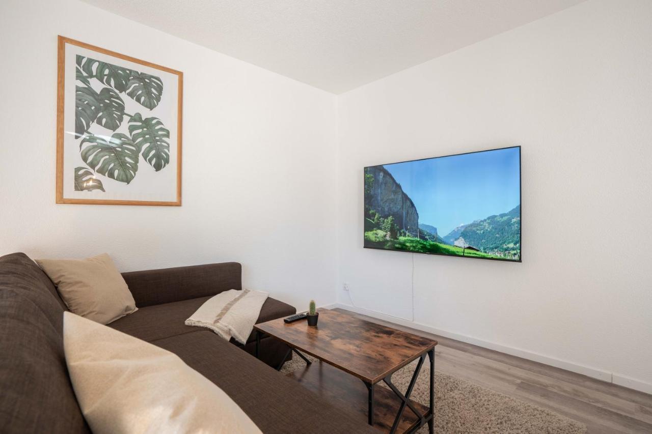 Moderne Wohnung Mit Parkplatz Ostermundigen Exteriör bild
