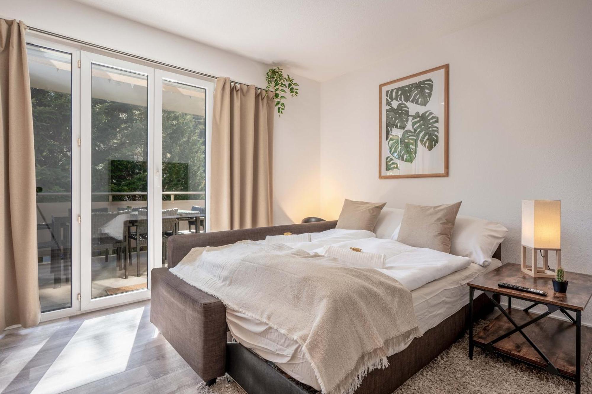Moderne Wohnung Mit Parkplatz Ostermundigen Exteriör bild